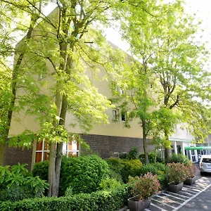 Greenhotels Roissy Parc Des Expositions Hotel